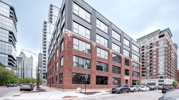 871 Exterior 1
