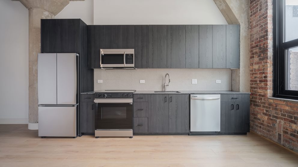 871 Unit201 Kitchen