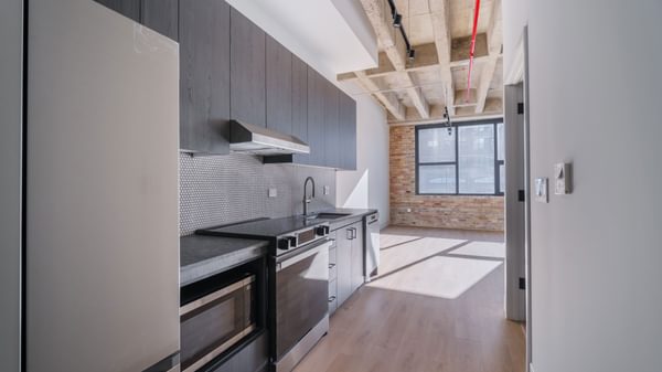 871 Unit208 Kitchen